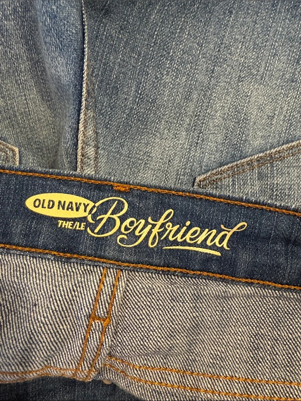 Old Navy Mid Rise Boyfriend Denim Shorts 4